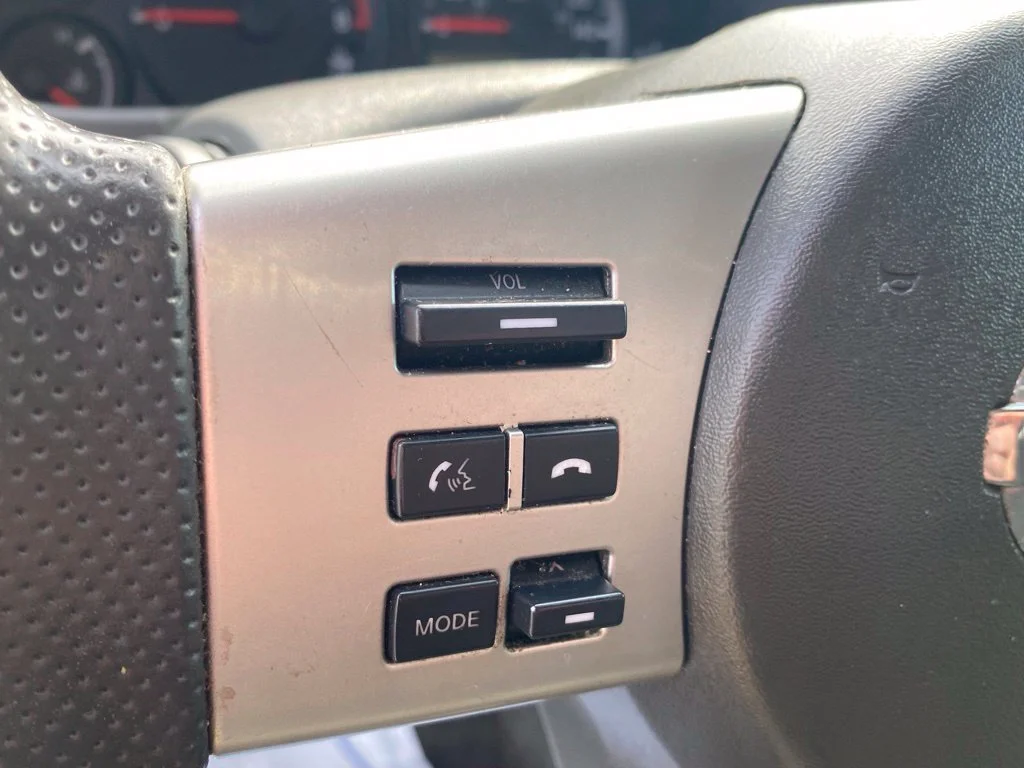 Used 2018 White Nissan SV image 23