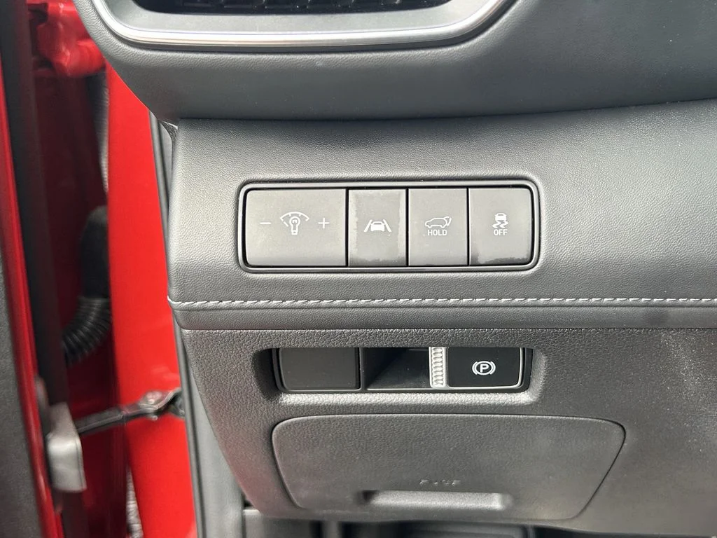 Used 2023 Red Hyundai SEL image 31