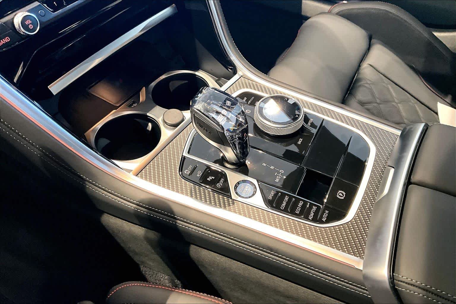 New 2026 Mauritius Blue Metallic BMW M850i image 7