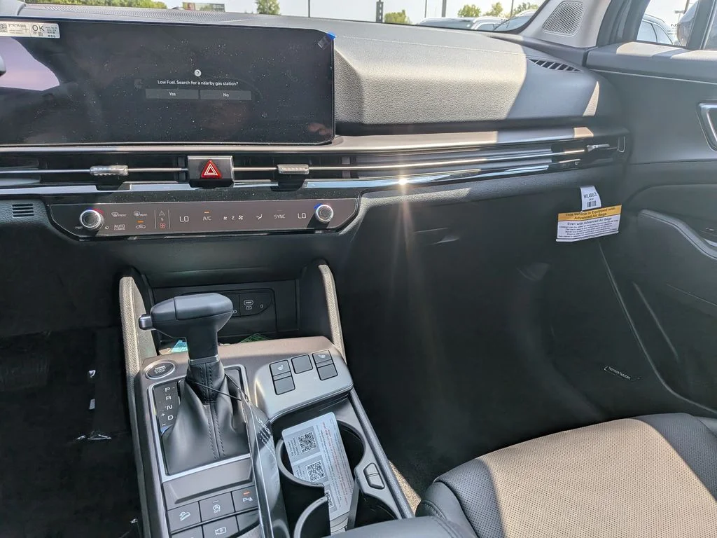 2026 Kia Sportage SX - Photo 10