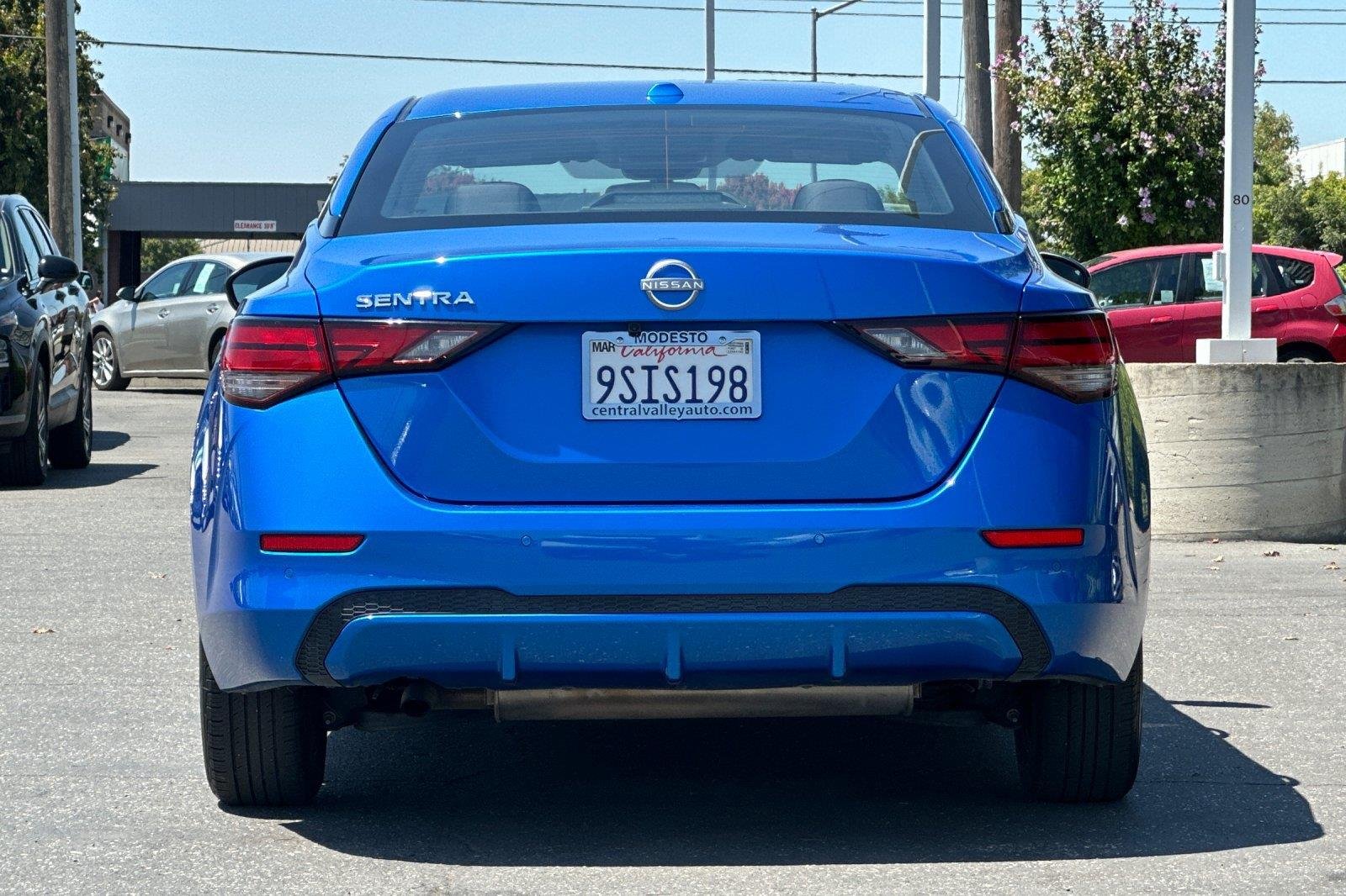 Used 2025 Electric Blue Metallic Nissan SV image 5