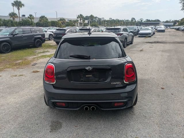 Used 2016 Gray MINI Base image 4