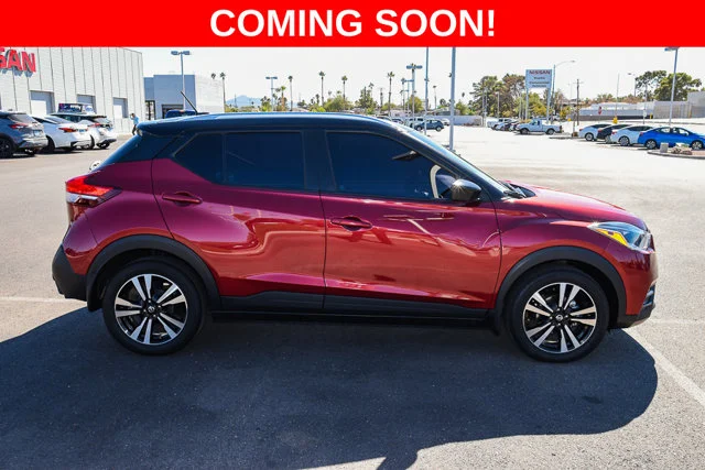 Used 2020 Red Nissan SV image 6