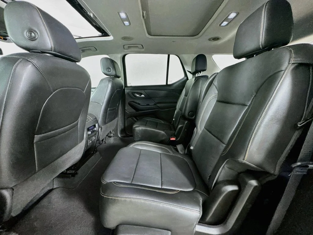 Used 2019 Mosaic Black Metallic Chevrolet 3LT image 31