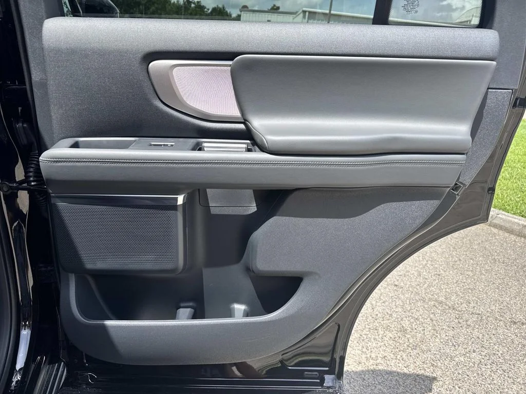New 2026 Agate Black Metallic Ford Active image 27