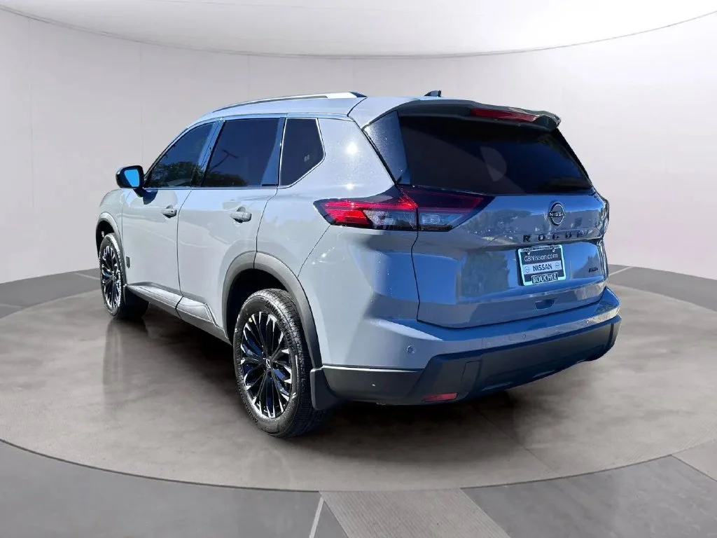 New 2027 Gun Metallic Nissan Dark Armor image 5