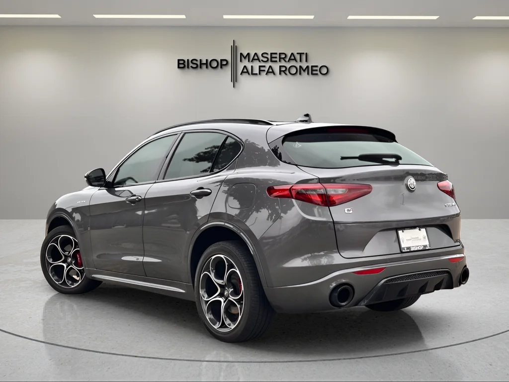 Used 2023 Gray Alfa Romeo Veloce image 3