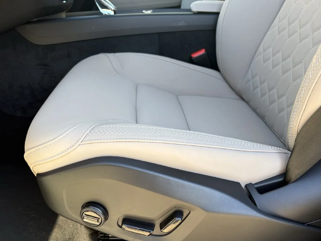 New 2026 Vapour Grey Volvo Plus image 13