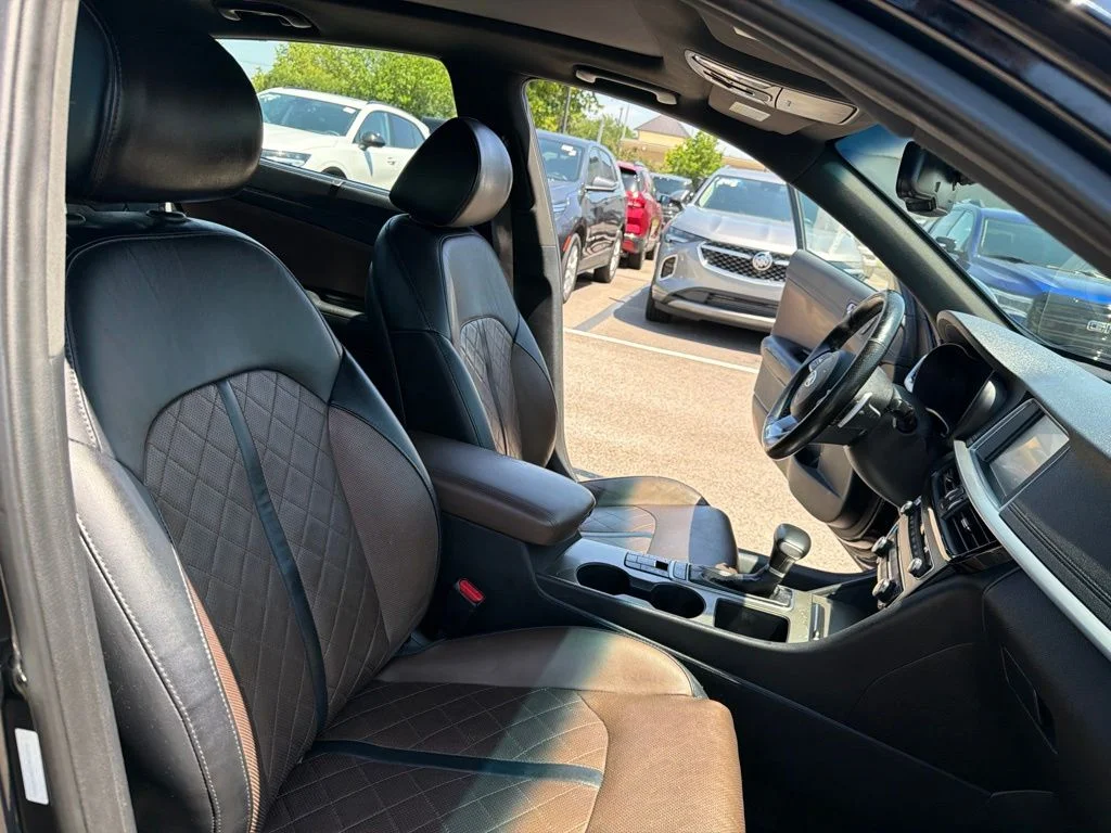 Used 2019 Black Kia SX image 27