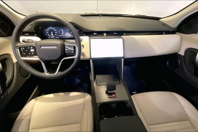 Used 2025 Black Land Rover S image 17