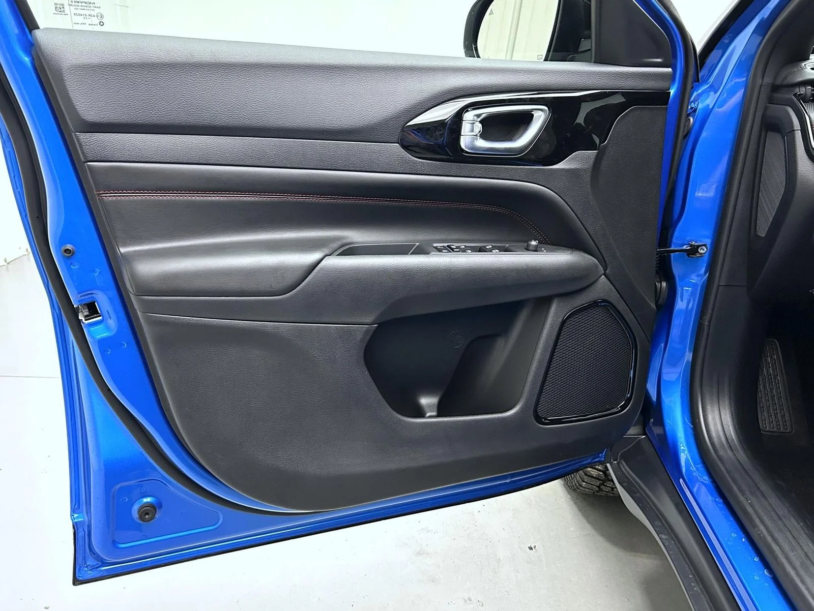 New 2026 Blue Jeep Trailhawk image 9