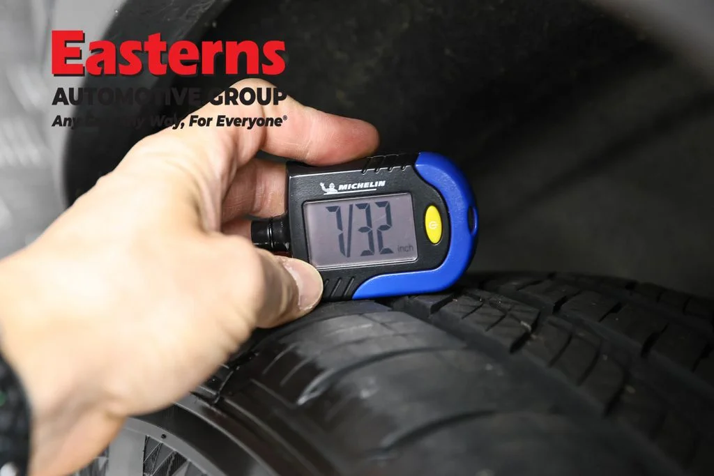 Used 2025 Red Nissan SV image 26
