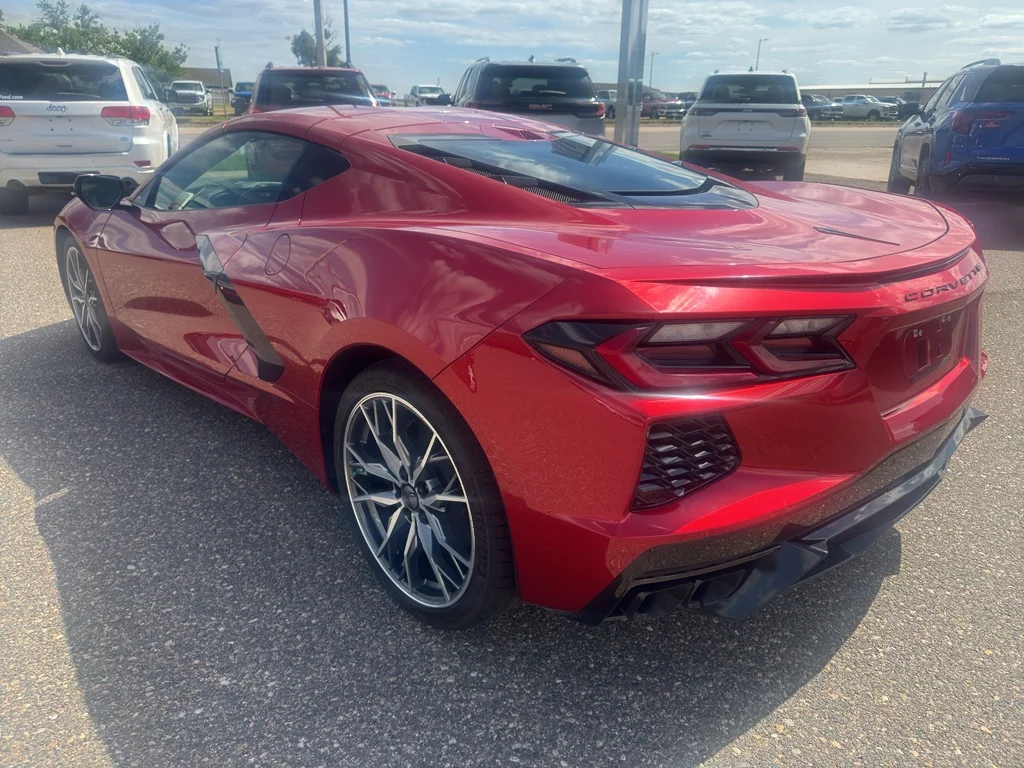 Used 2024 Red Mist Metallic Tintcoat Chevrolet 2LT image 9