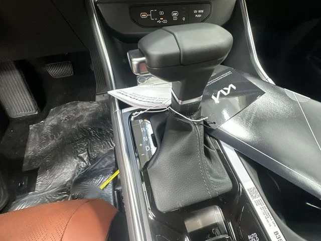 New 2026 Aurora Black Pearl Kia EX image 22