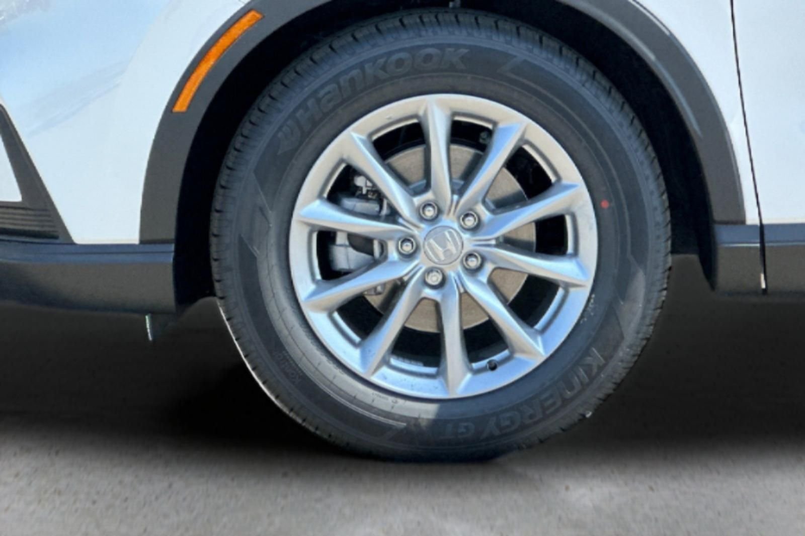 New 2026 Platinum White Pearl Honda EX image 13