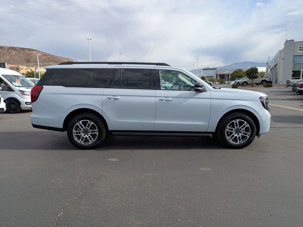 Used 2025 Silver Metallic Ford Active image 2