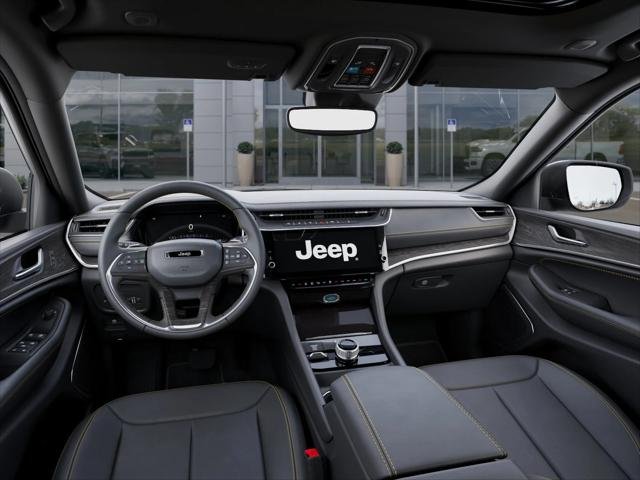 New 2026 Bright White Clear-Coat Exterior Paint Jeep  image 40