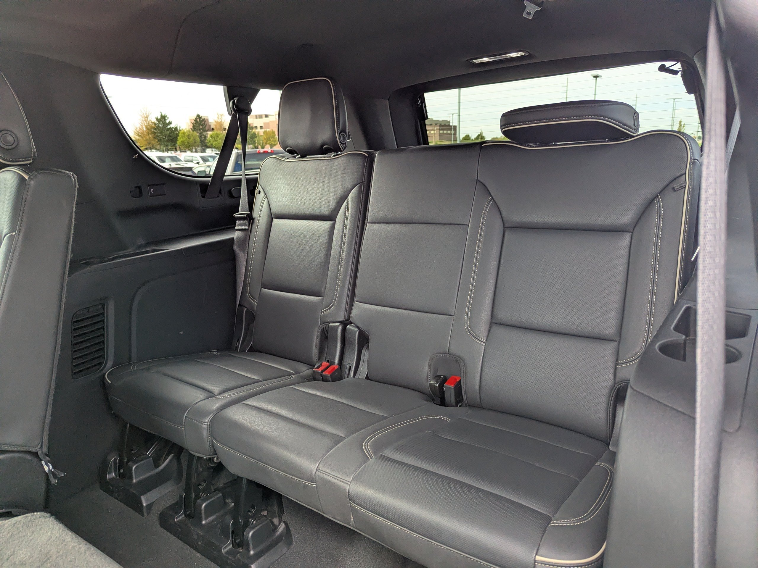 2024 Chevrolet Suburban Premier - Photo 33