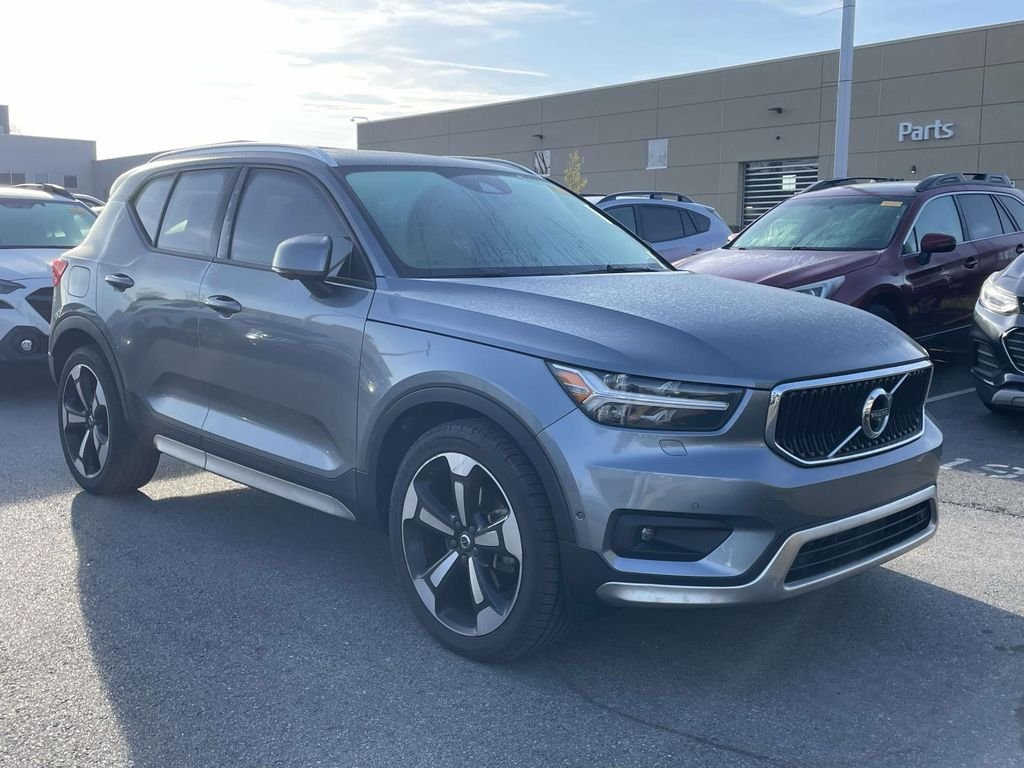 2019 Volvo XC40 Momentum