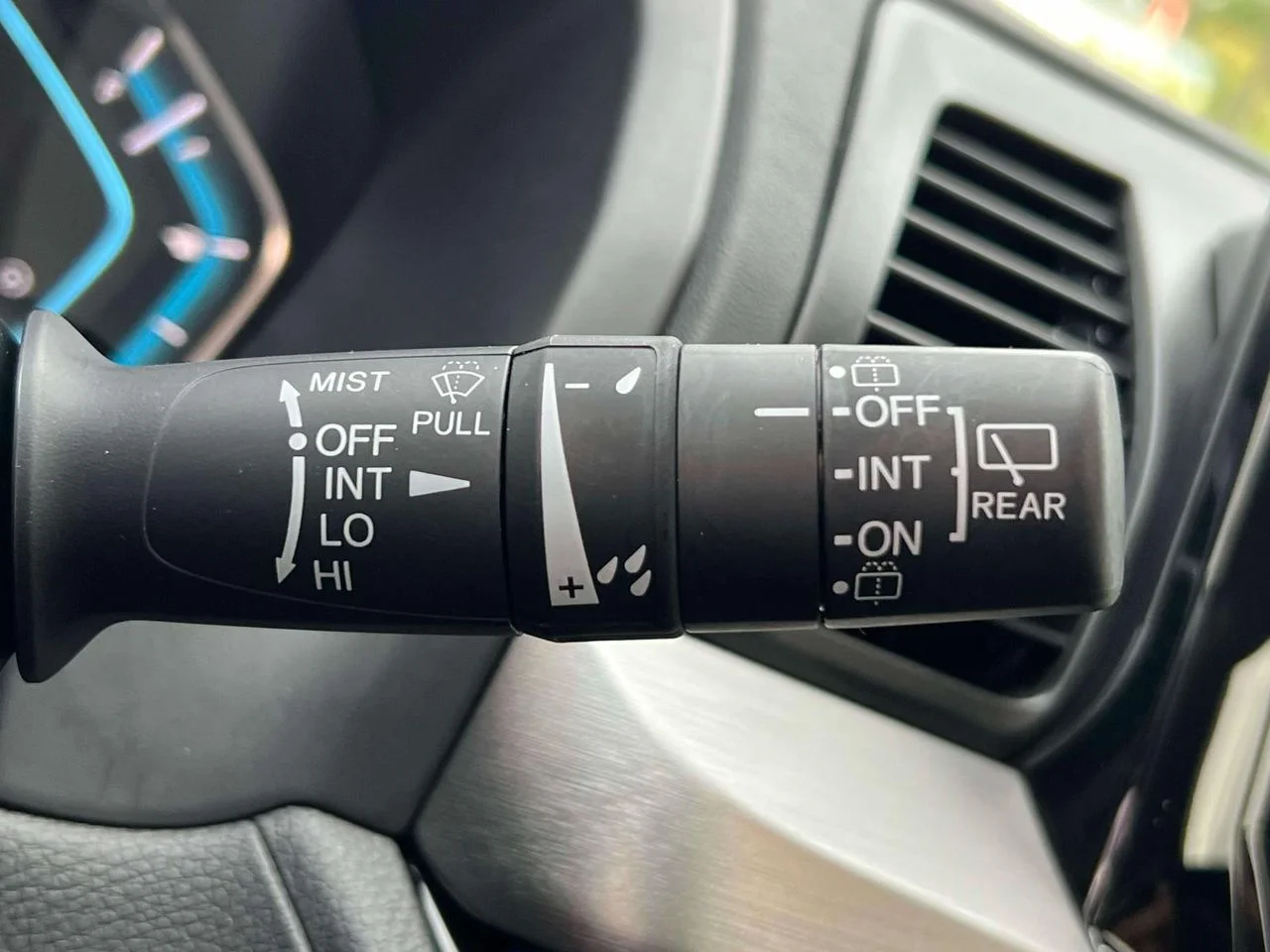 2023 Honda Odyssey Touring - Photo 28