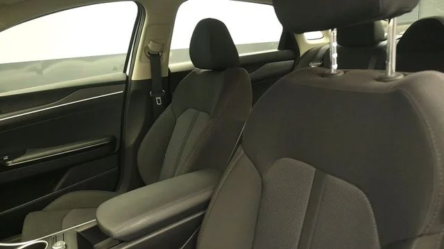 Certified Used 2023 White Pearl Kia LXS image 21