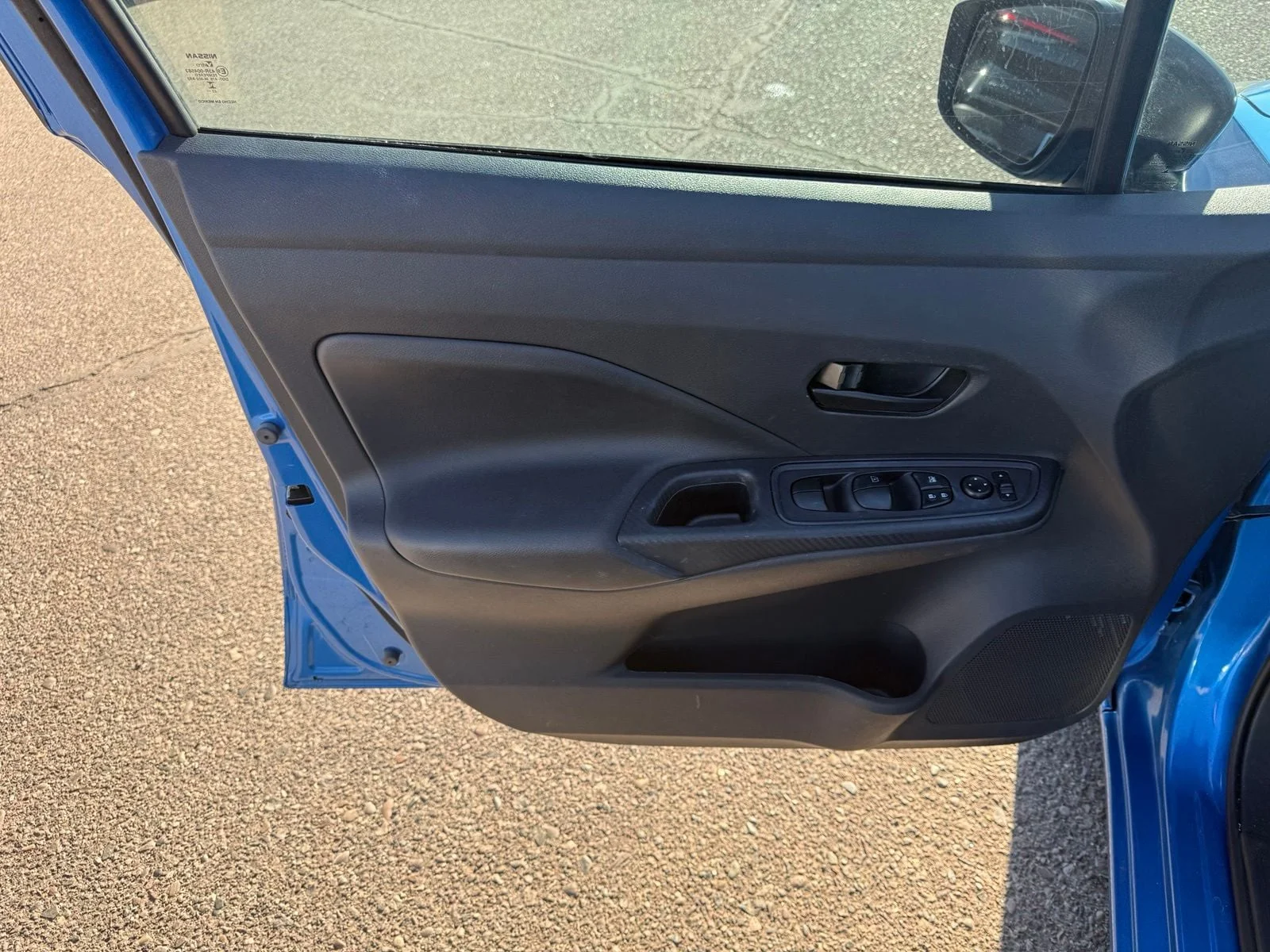 Used 2024 Electric Blue Metallic Nissan 1.6 S image 14