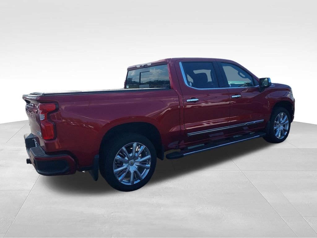 Used 2025 Red Chevrolet High Country image 11
