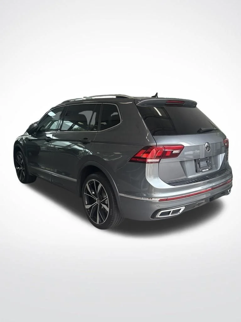 Used 2023 Gray Volkswagen 2.0T SEL R-Line image 6