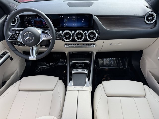 New 2026 Cirrus Silver Metallic Mercedes-Benz GLA 250 image 4