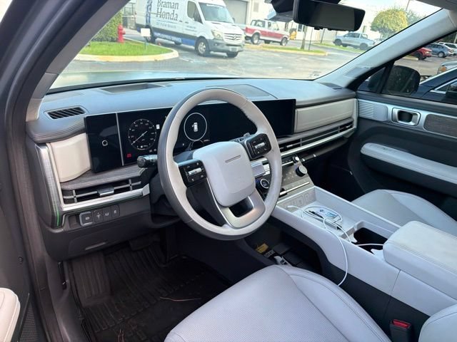 Used 2024 Gray Hyundai Calligraphy image 6