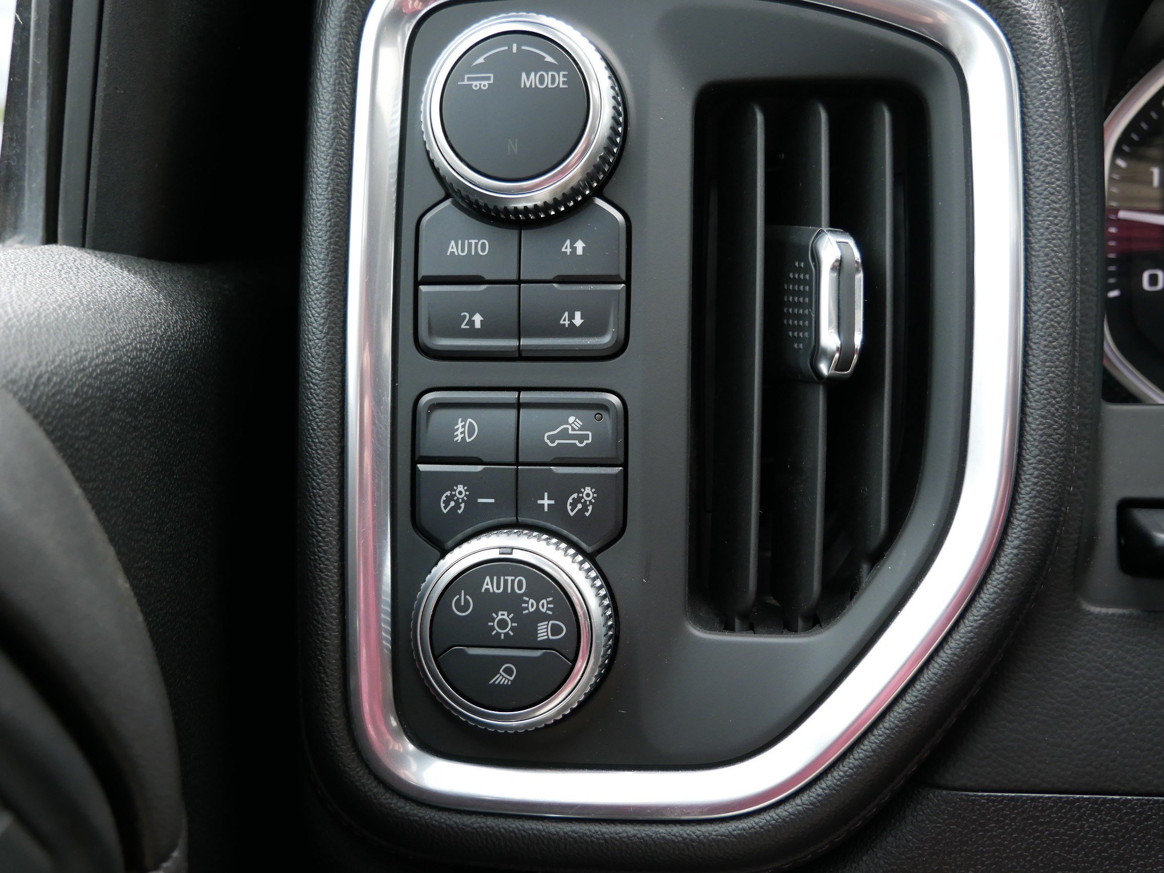 Used 2020 Summit White GMC Denali image 26
