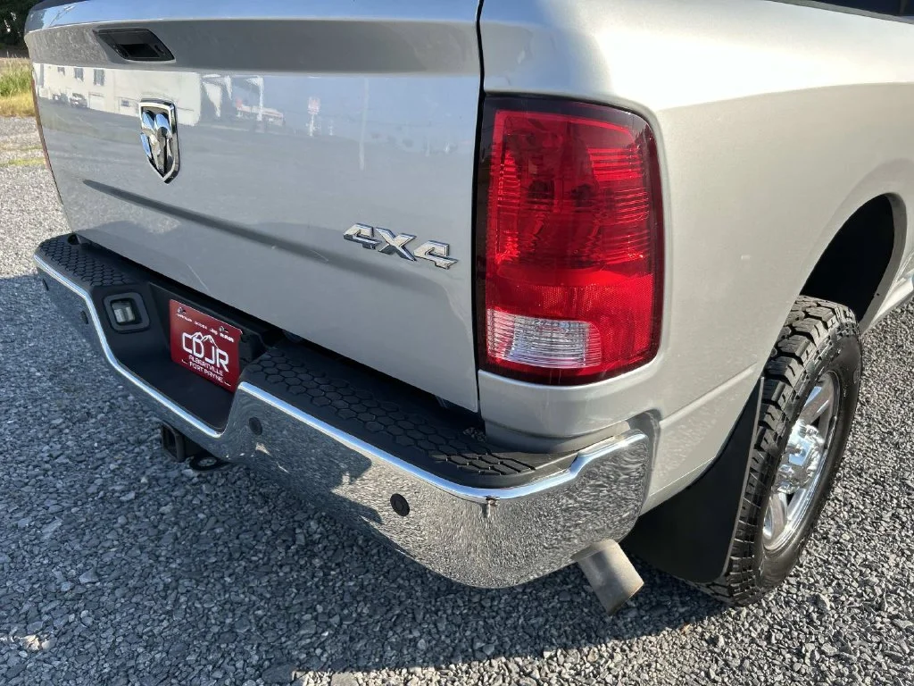 Used 2018 Silver Ram Tradesman image 17