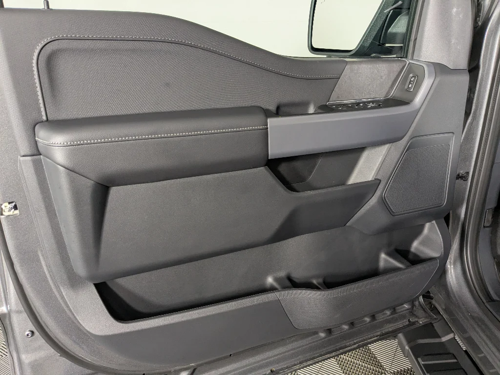 New 2026 Carbonized Gray Metallic Ford XLT Roush RT6 image 17