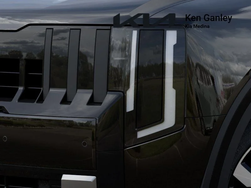 New 2027 Ebony Black Kia S image 10