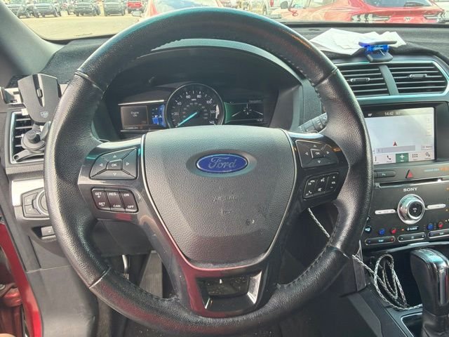 Used 2017 Ruby Red Metallic Ford Limited image 19