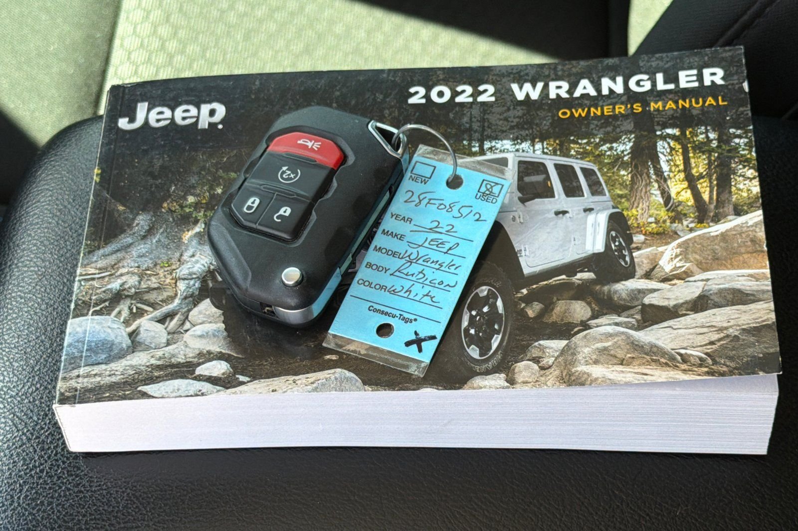 Used 2022 Bright White Clearcoat Jeep Unlimited Rubicon 4xe image 4