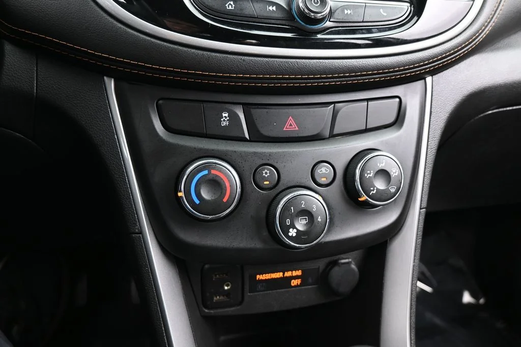 Used 2017 Silver Ice Metallic Chevrolet LS image 22