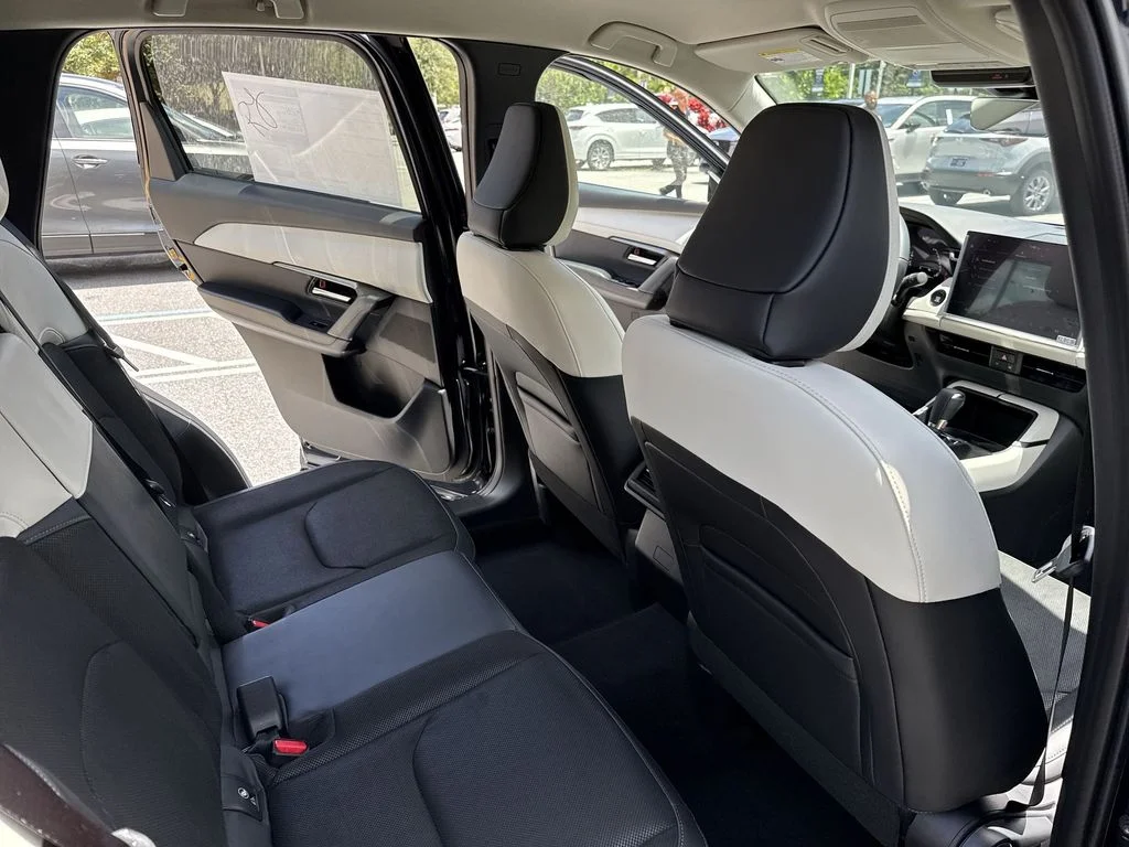 New 2026 Navy Blue Mica Mazda 2.5 S Select AWD image 33