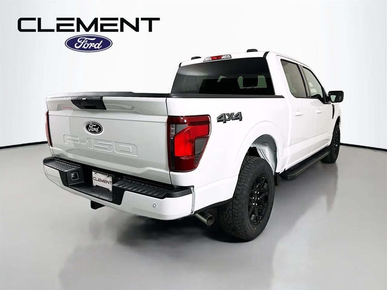New 2026 Oxford White Ford XLT image 6
