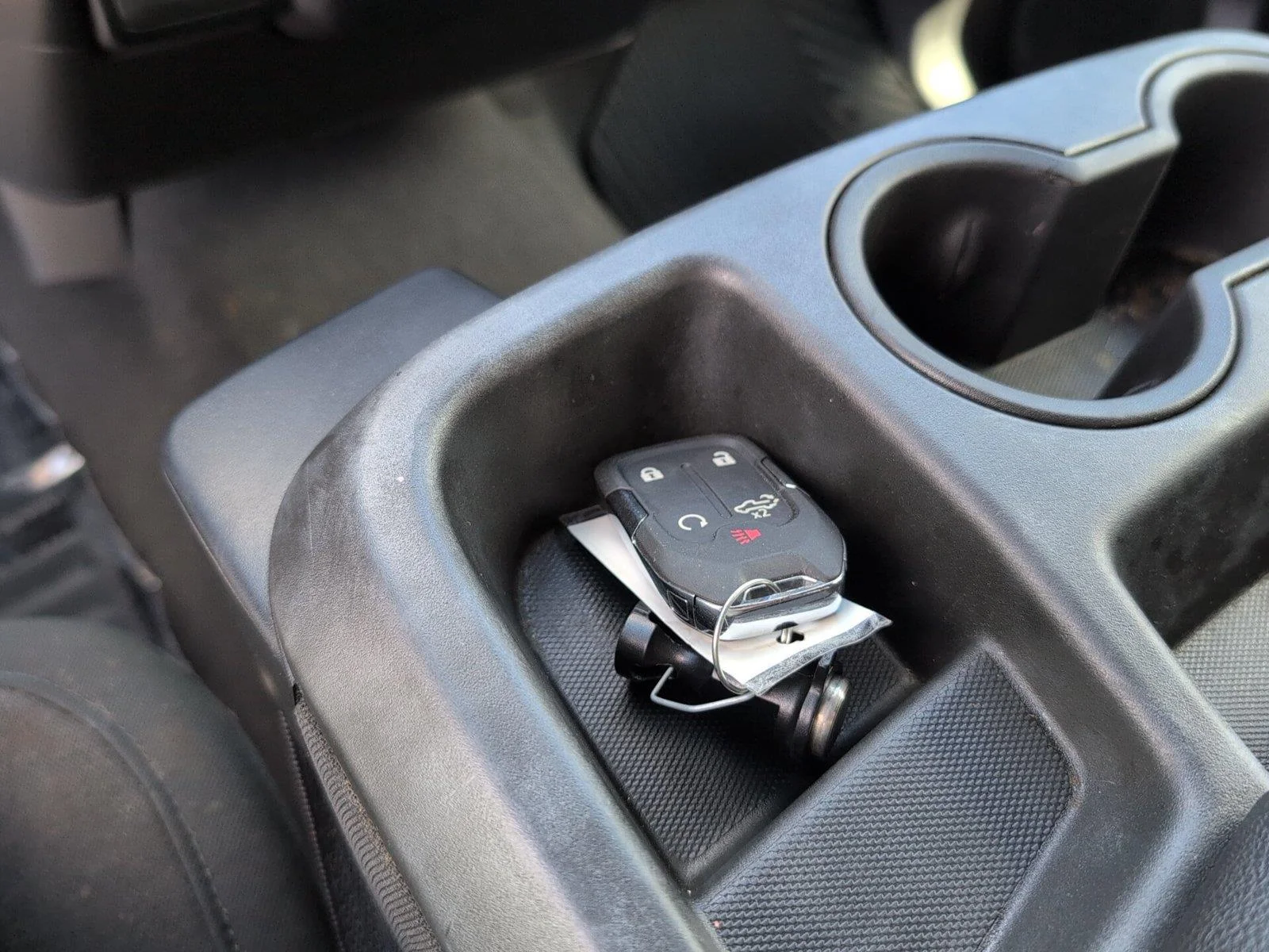 Used 2021 SHADOW GRAY METALLIC Chevrolet RST image 20