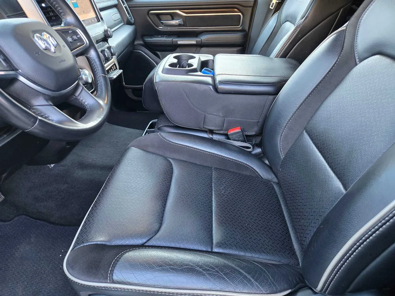 2022 RAM Ram 1500 Pickup Laramie - Photo 23