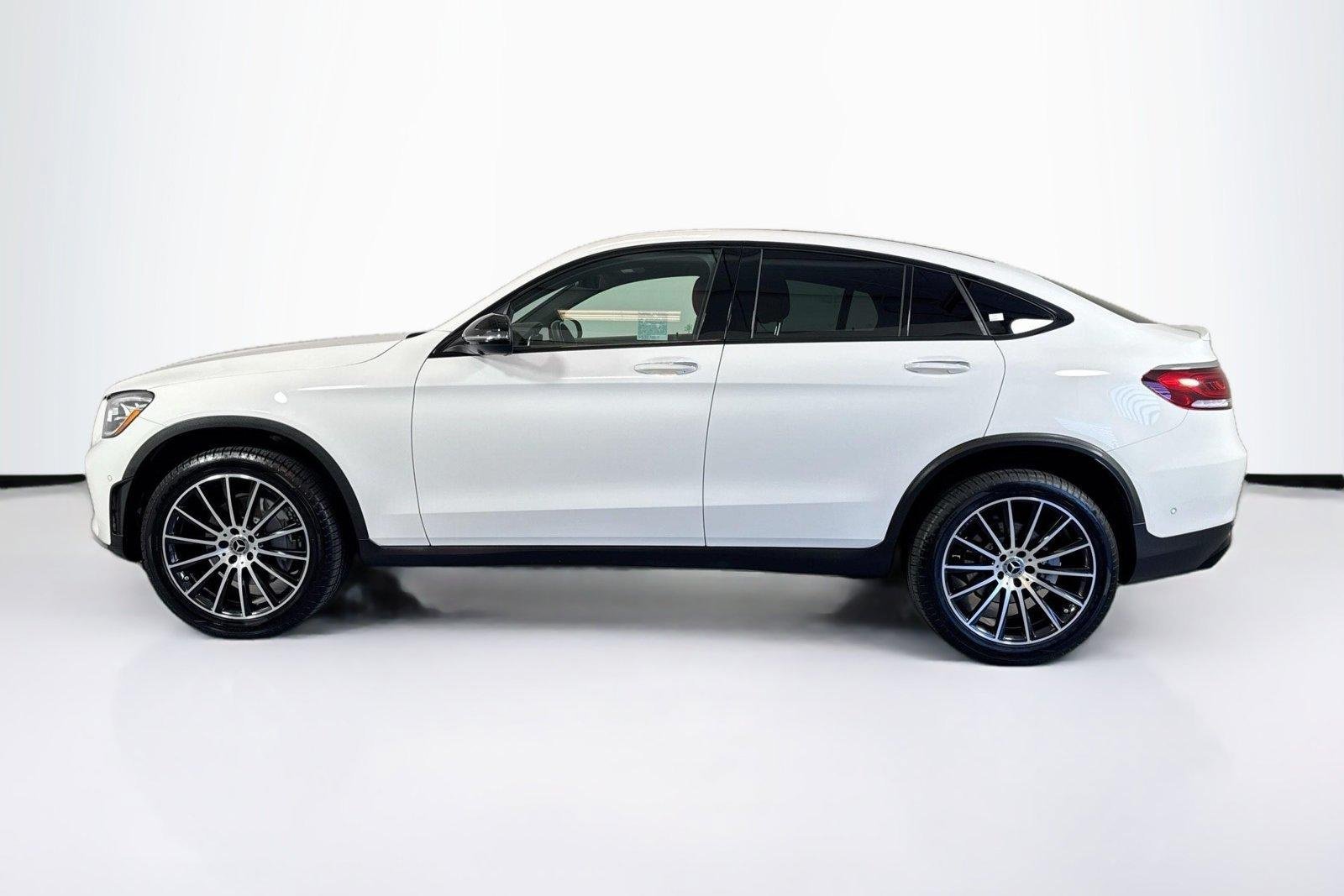 Used 2021 Polar White Mercedes-Benz GLC 300 image 8