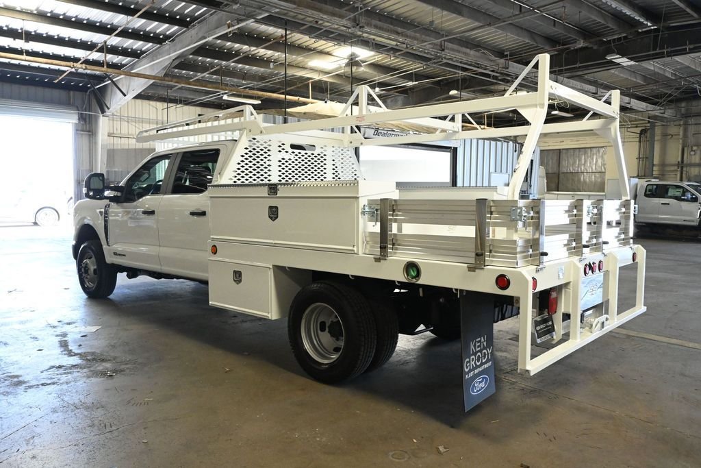 New 2026 Oxford White Ford XL image 7