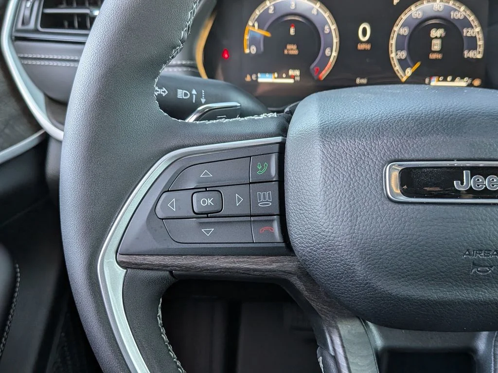 New 2026 White Jeep Altitude image 21