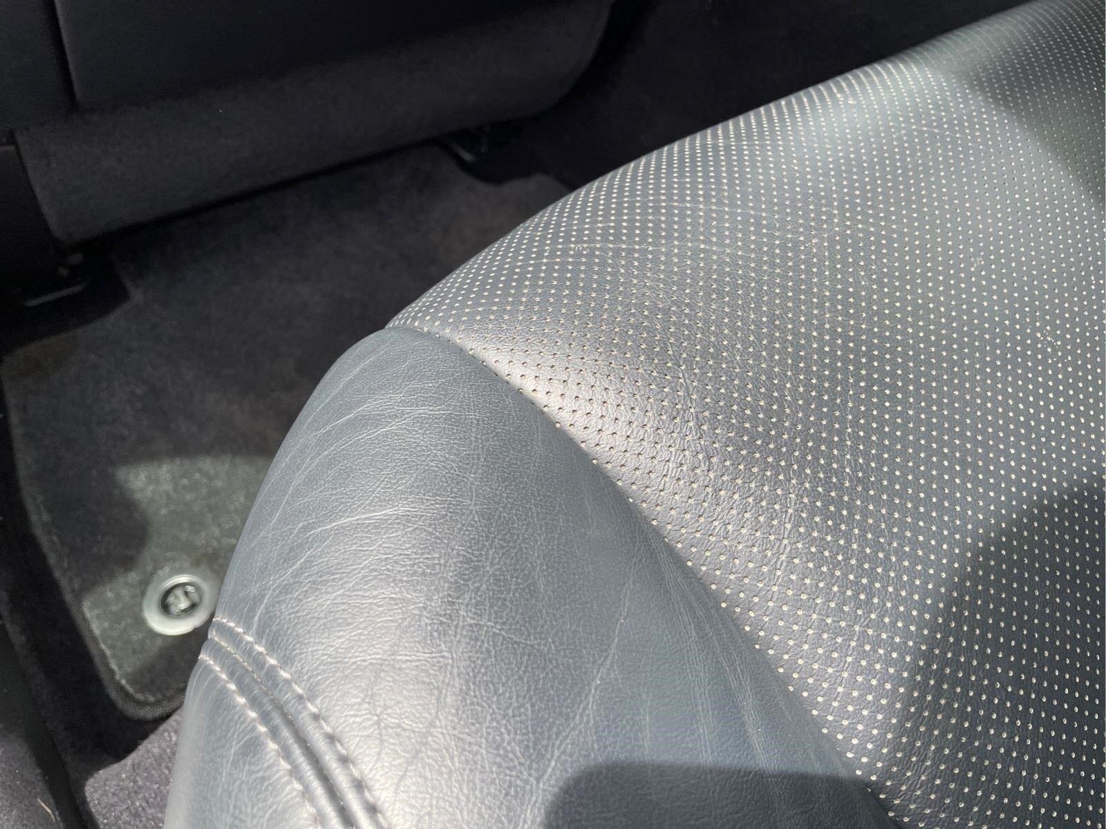 Used 2015 Liquid Platinum Lexus COMFORT image 14