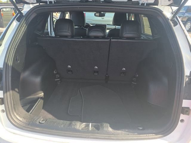 Used 2025 White Jeep Limited image 7