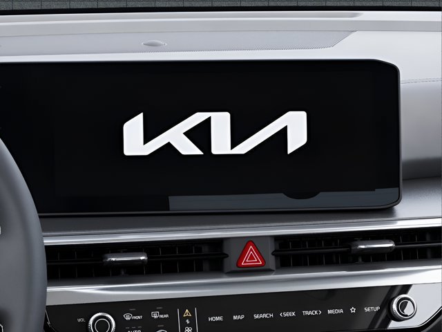 Used 2025 White Kia S image 20