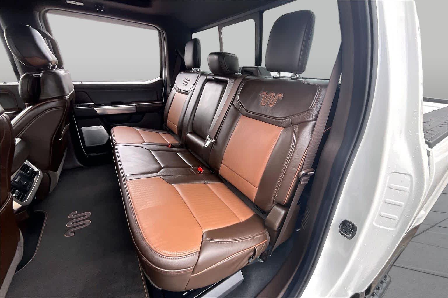 Used 2024 Star White Metallic Tri-Coat/Darkened Bronze Ford King Ranch image 21