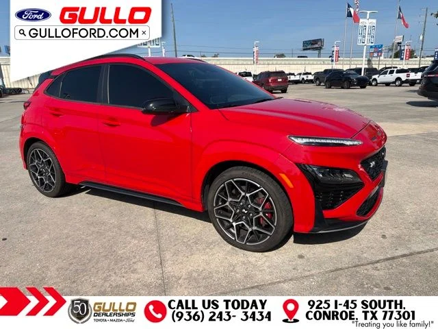 Used 2023 Racing Red Hyundai Base image 2