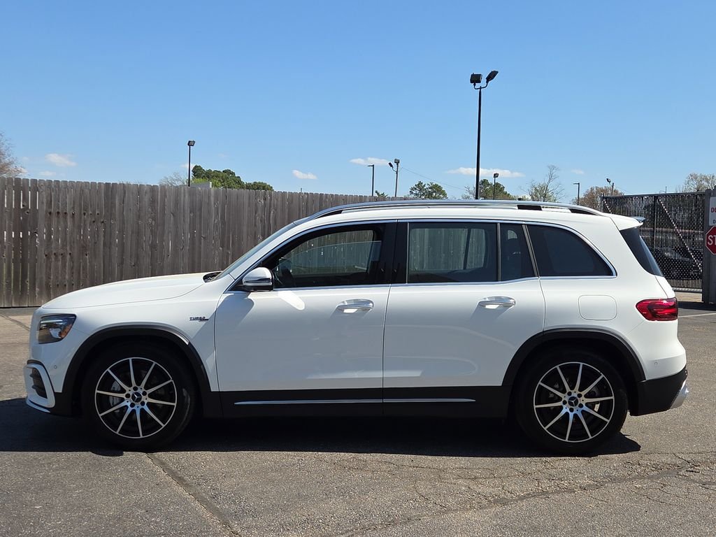 New 2026 Polar White Mercedes-Benz GLB 35 AMG® image 2